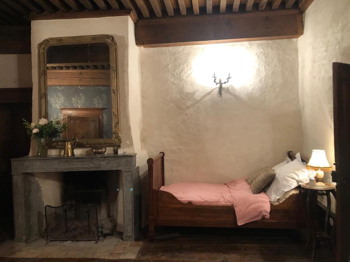Domaine Du Tres-haut - Chateau De Montanges