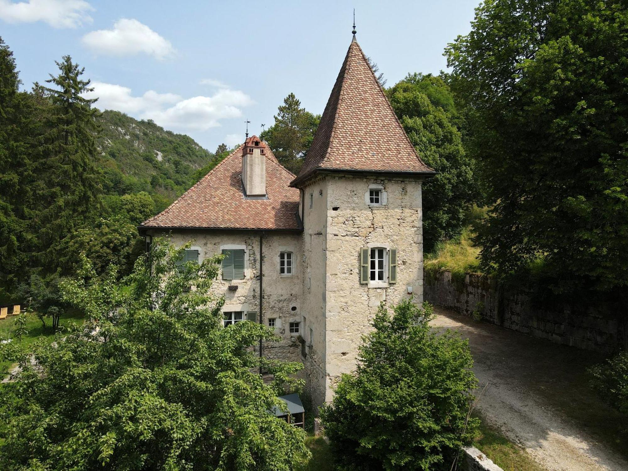 Domaine Du Tres-haut - Chateau De