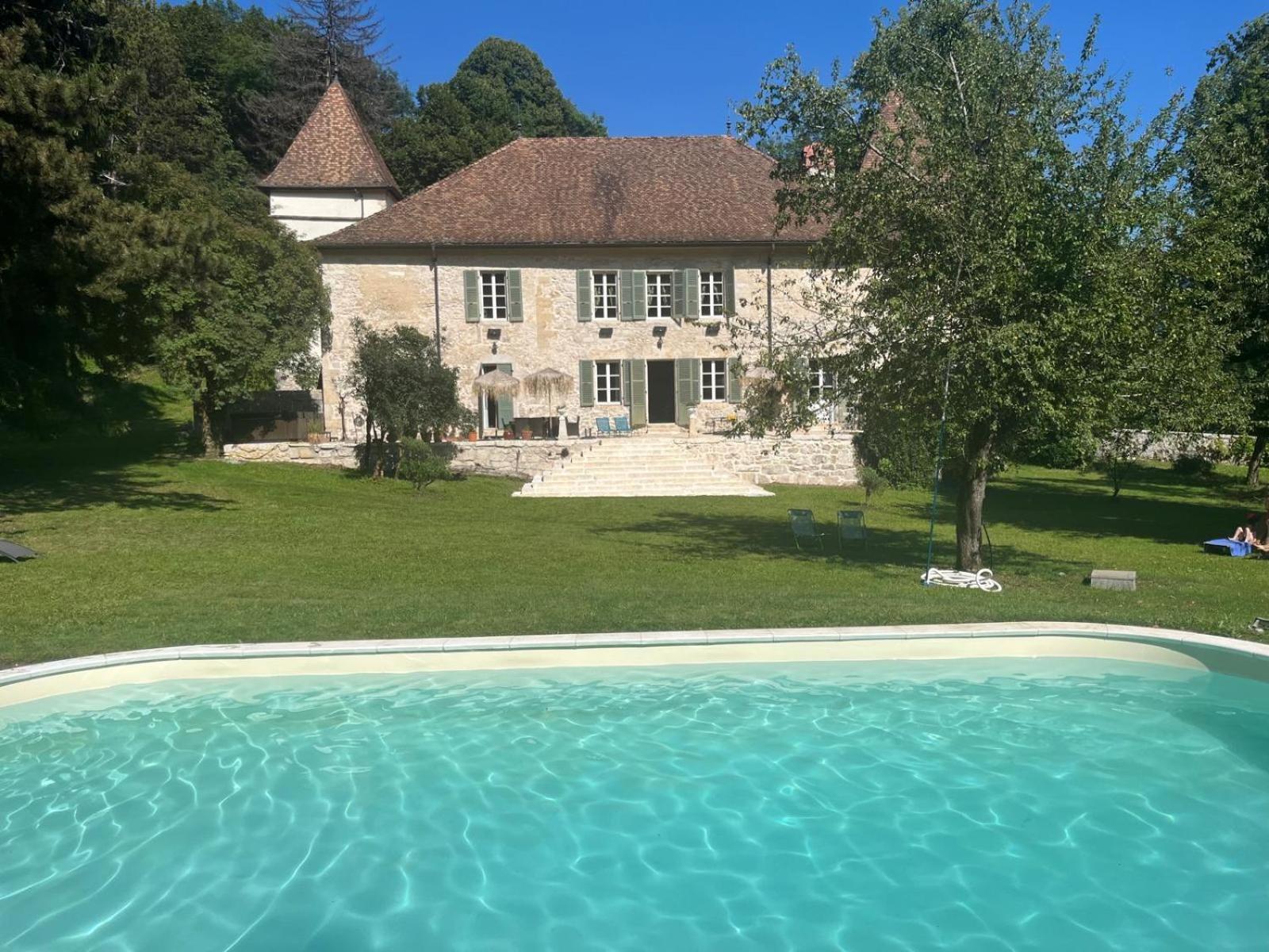 Gasthuis Domaine Du Tres-haut - Chateau De Montanges